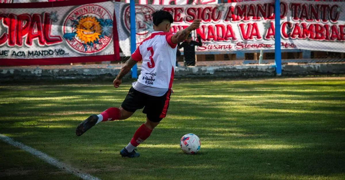 Les parcours inspirants de footballeurs légendaires