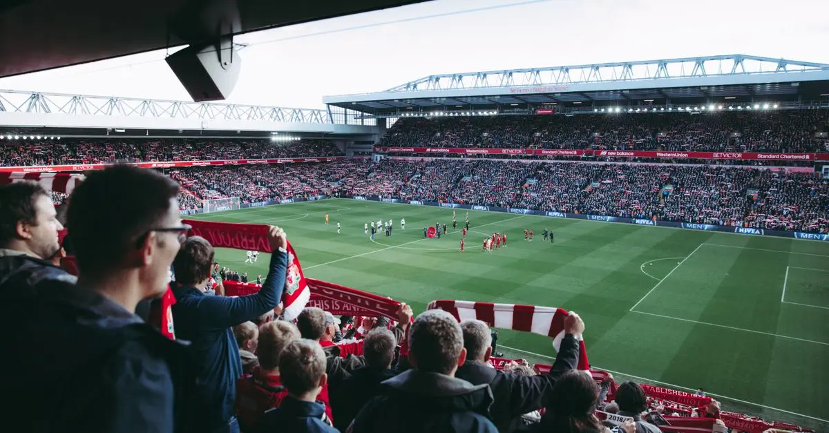 Le salaire des joueurs de football : Comparatif et tendances
